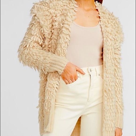 HOST PICK! ๐ฅณ๐๐ฅณ Express Super Cute & Cozy Faux Fur Cardigan SZ M Oatmeal - Picture 2 of 4